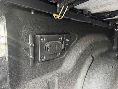 Used 2025 RAM 2500 Laramie image 17