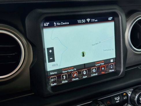 Used 2019 Jeep Wrangler Rubicon w/ Uconnect 4C Nav & Sound Group AWD/4WD image 14