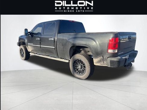 Used 2013 GMC Sierra 2500 Denali AWD/4WD image 3