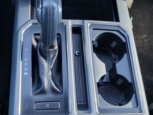 Used 2018 Ford F150 Raptor w/ Equipment Group 802A Luxury image 24