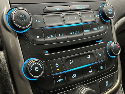 Used 2016 Chevrolet Malibu LS image 8