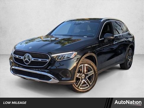 Used 2026 Mercedes-Benz GLC 300 4MATIC image 1