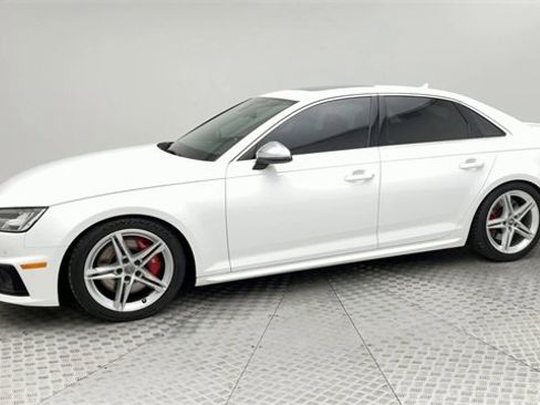 Used 2019 Audi S4 Premium Plus w/ Premium Plus Package image 6