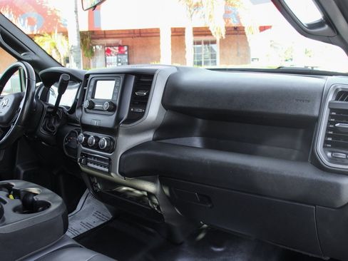 Used 2022 RAM 5500 Tradesman w/ Chrome Appearance Group image 34