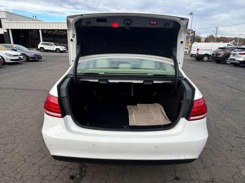 Used 2016 Mercedes-Benz E 350 4MATIC Sedan image 13