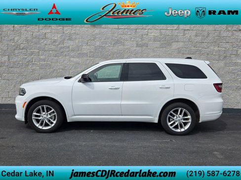 Used 2025 Dodge Durango GT AWD/4WD image 2