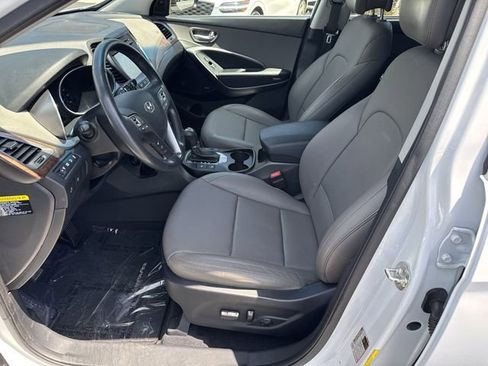 Used 2018 Hyundai Santa Fe Sport FWD image 9