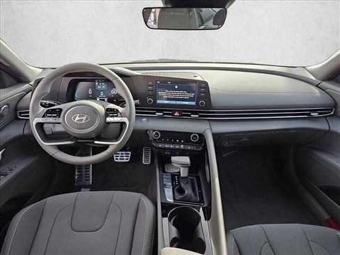 New 2026 Hyundai Elantra SEL Sport FWD image 11