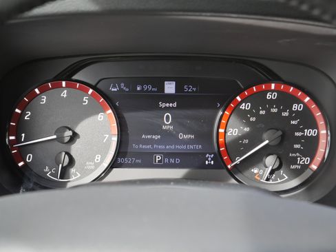 Certified 2022 Nissan Frontier PRO-4X w/ Pro-4X Premium Package image 8