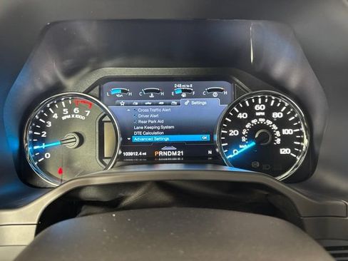 Used 2015 Ford F150 Lariat w/ Equipment Group 502A Luxury AWD/4WD image 17