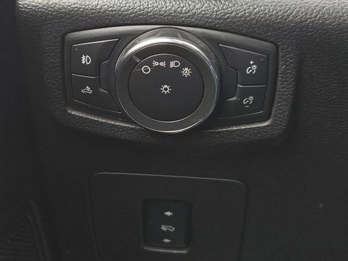 Used 2016 Ford F150 XLT w/ Equipment Group 302A Luxury image 25