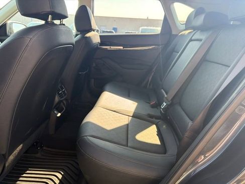 Used 2023 Kia Seltos SX AWD/4WD image 16