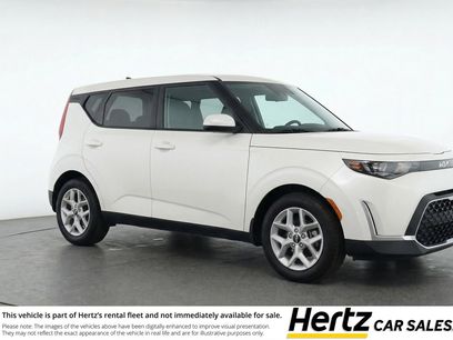 Used 2025 Kia Soul LX w/ LX Technology Package