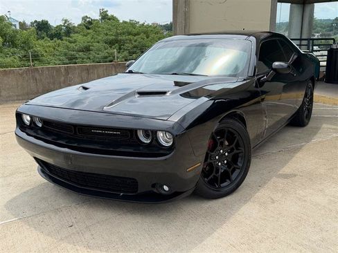 Used 2017 Dodge Challenger GT w/ Premium Sound Group AWD/4WD image 2