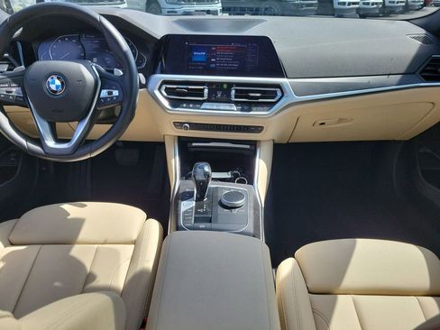 Used 2021 BMW 330i Sedan w/ Convenience Package RWD image 11