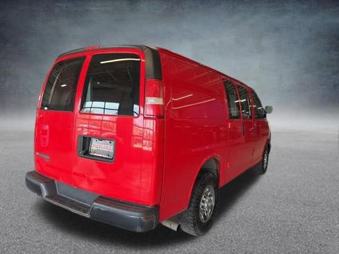 Used 2016 Chevrolet Express 2500 RWD image 7