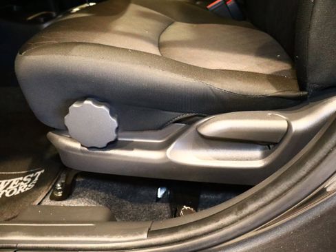 Used 2024 Mitsubishi Mirage ES image 21