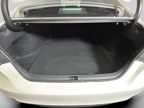 Used 2023 Toyota Camry LE FWD image 27