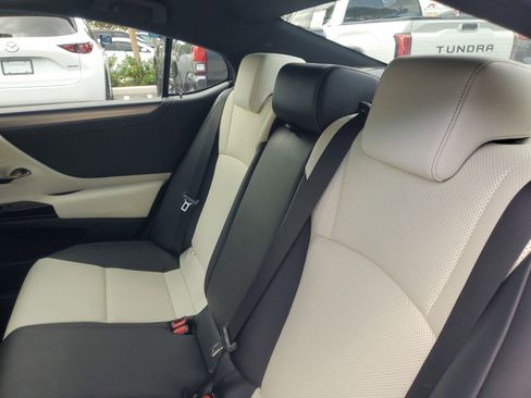 Used 2023 Lexus ES 350 F Sport image 15
