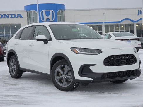 New 2026 Honda HR-V LX image 2