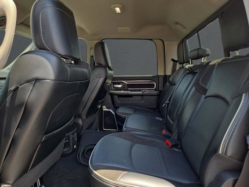 Used 2024 RAM 2500 Laramie AWD/4WD image 25
