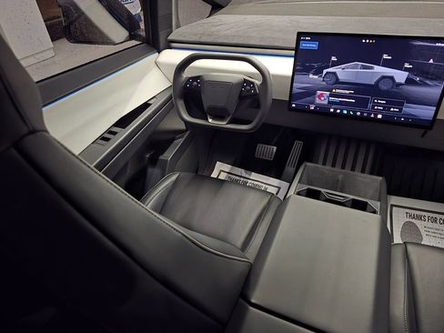 Used 2024 Tesla Cybertruck Cyberbeast AWD/4WD image 35