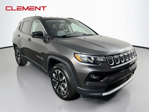 Used 2022 Jeep Compass Limited AWD/4WD image 3