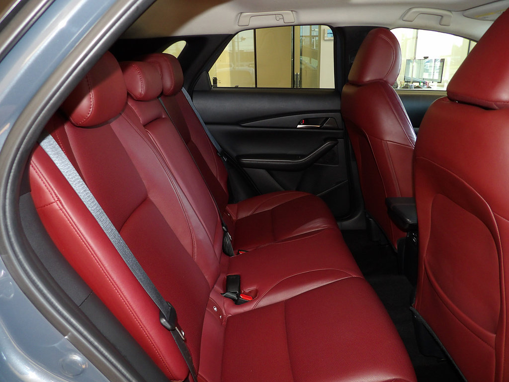 Certified 2025 MAZDA CX-30 AWD 2.5 S w/ Preferred Package image 17