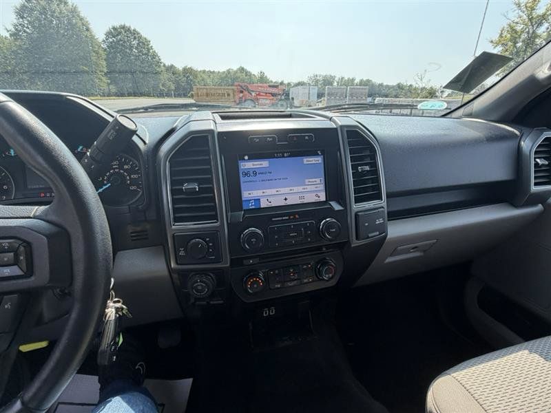 Used 2018 Ford F150 XLT w/ Equipment Group 302A Luxury AWD/4WD image 25