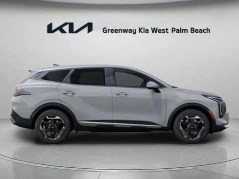 New 2026 Kia Sportage S image 9