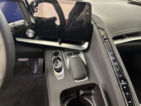 Used 2025 Chevrolet Corvette Stingray Coupe w/ Battery Protection Package RWD image 18