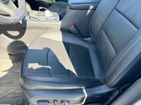 Used 2020 Chevrolet Equinox Premier image 21