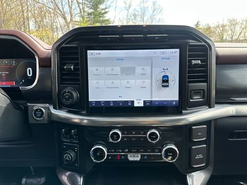 Used 2023 Ford F150 Lariat AWD/4WD image 26