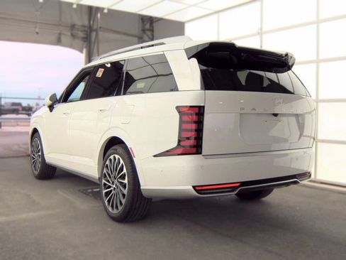 Used 2026 Hyundai Palisade Limited AWD/4WD image 11