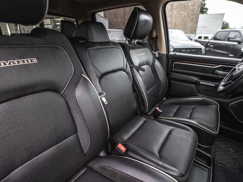 Used 2019 RAM 1500 Laramie AWD/4WD image 30
