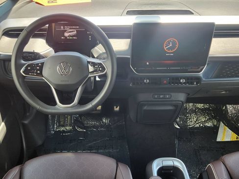New 2025 Volkswagen ID. Buzz Pro S RWD image 26