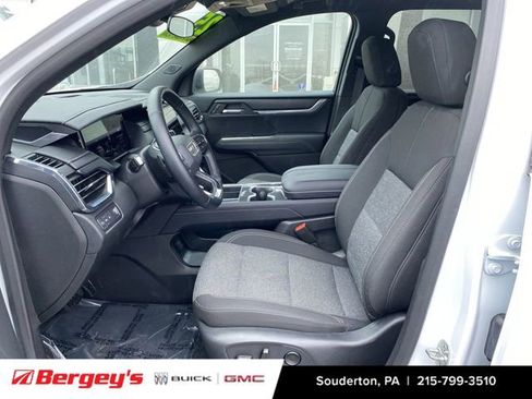 Certified 2025 GMC Acadia Elevation image 23