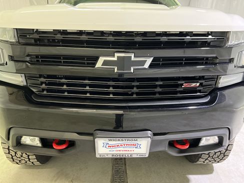 Used 2020 Chevrolet Silverado 1500 LT Trail Boss w/ Convenience Package image 4