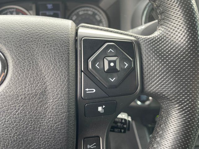 Certified 2021 Toyota Tacoma TRD Off-Road w/ Technology Package AWD/4WD image 19