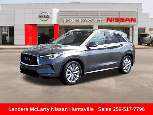 Used 2019 INFINITI QX50 Essential w/ Premium Heat Package image 9