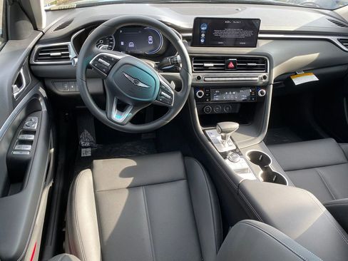 New 2026 Genesis G70 2.5T image 12