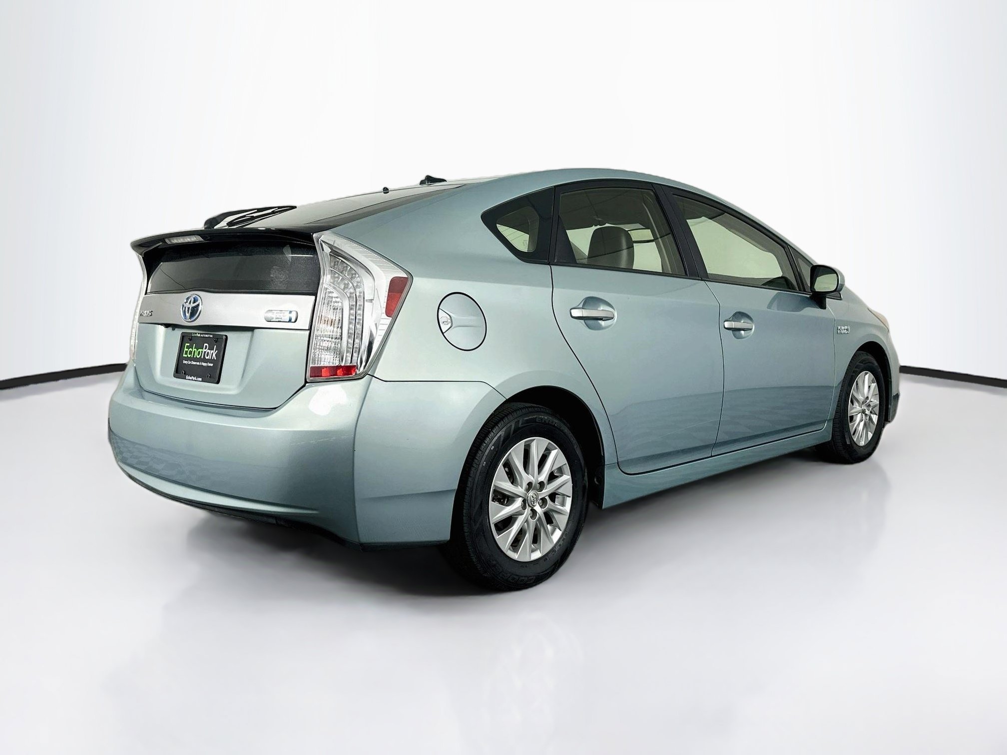 Used 2014 Toyota Prius Prime Advanced FWD image 9
