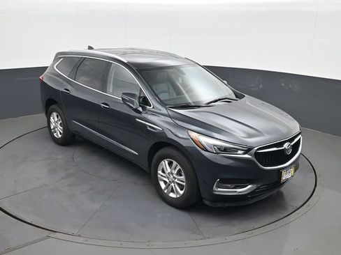 Used 2021 Buick Enclave Essence w/ Sound and Sites Package AWD/4WD image 16