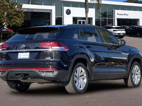 Used 2022 Volkswagen Atlas Cross Sport SE image 4