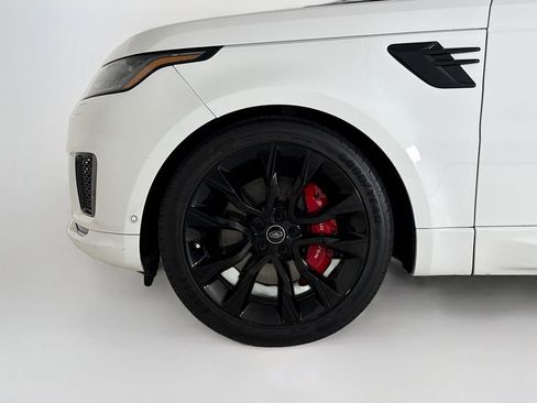 Used 2020 Land Rover Range Rover Sport HST image 26