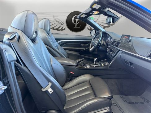 Used 2015 BMW M4 Convertible image 15