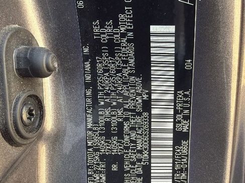 Used 2012 Toyota Sienna LE image 10