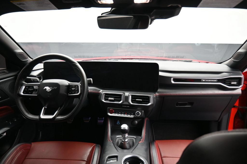 Used 2025 Ford Mustang GT Premium RWD image 41