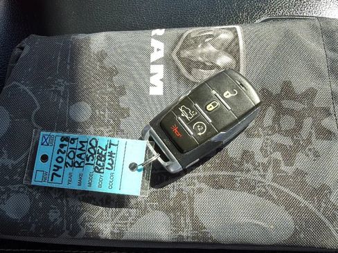 Used 2019 RAM 1500 Rebel w/ Rebel Level 2 Equipment Group AWD/4WD image 17