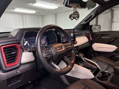Certified 2024 GMC Canyon AT4X AWD/4WD image 10